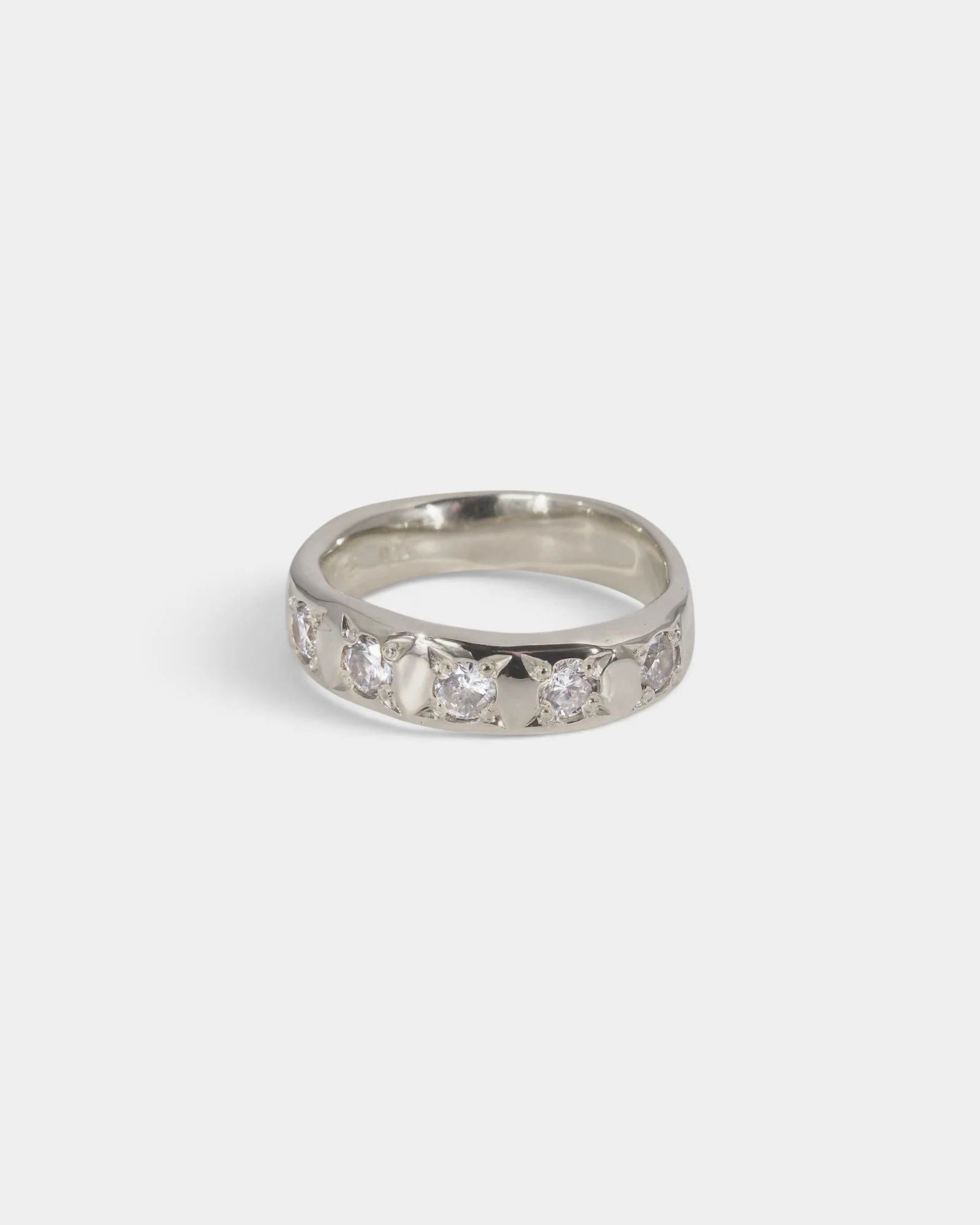 Aisle-land Getaway Ring - Image 8