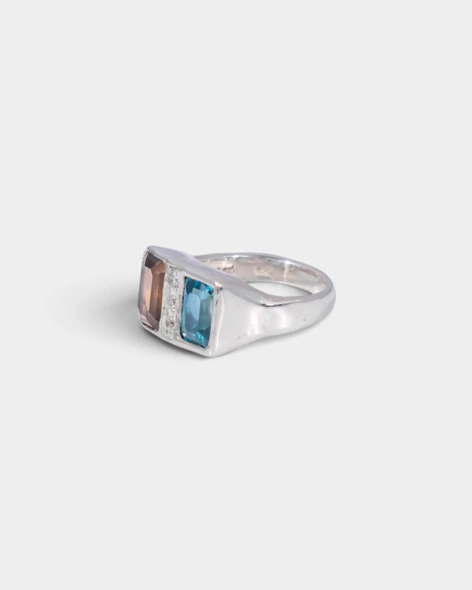 Cherry Cola Signet Ring - Image 3