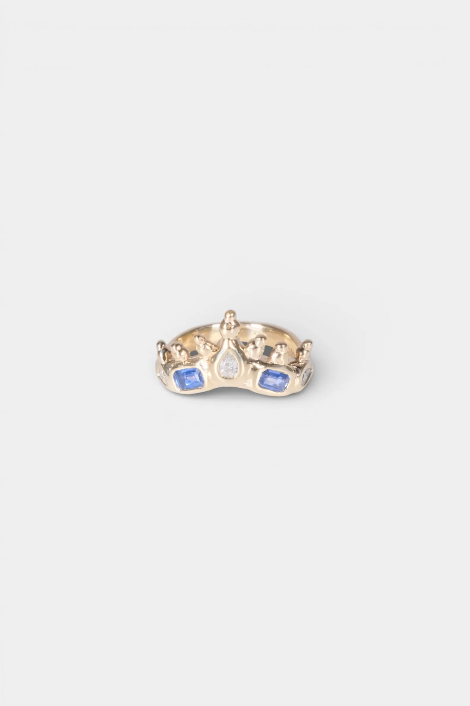Majesty Ring
