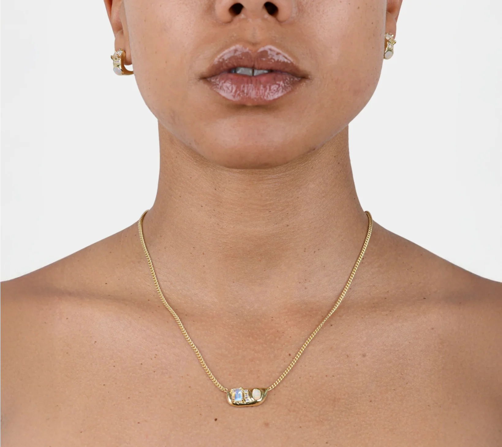 Moony Opal Necklace - Image 3