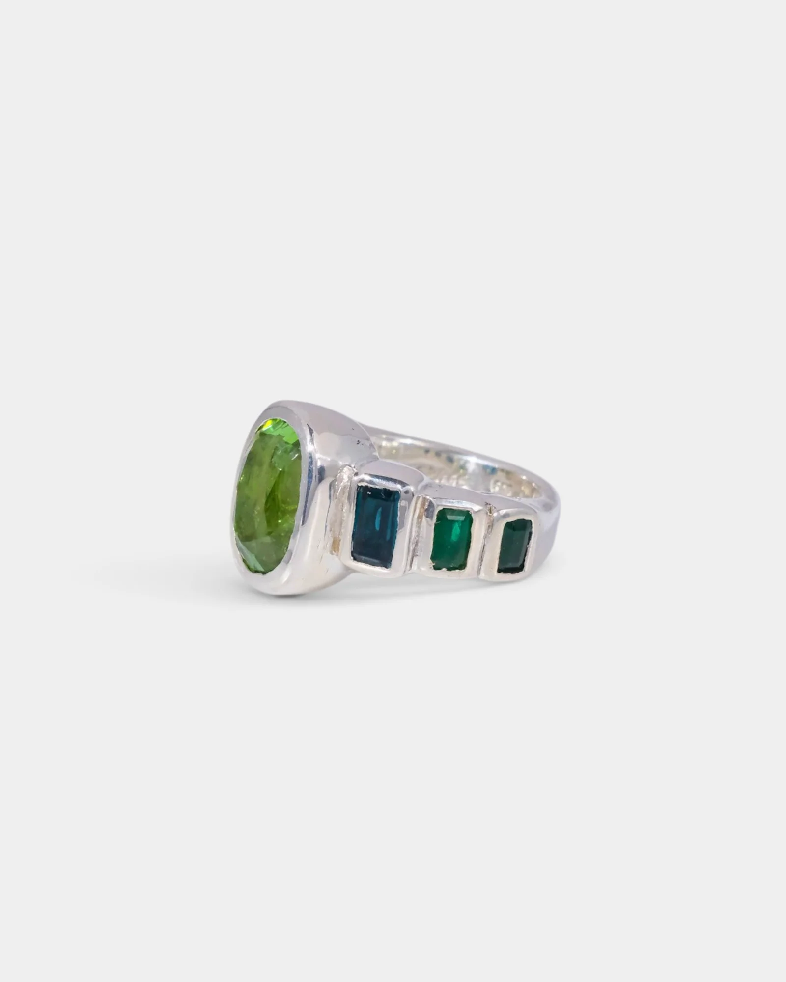Peacocking Ring - Image 4