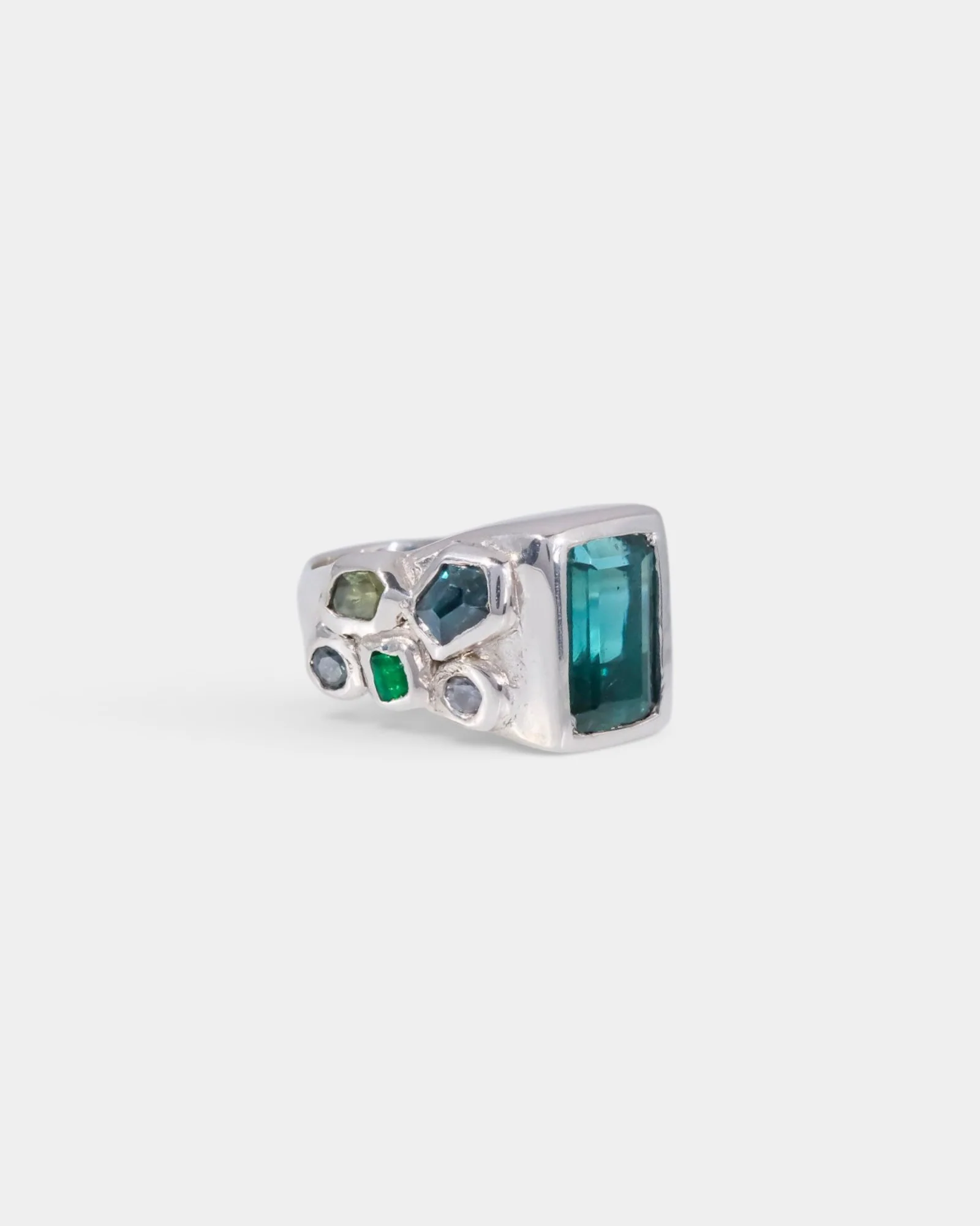 Rosette Signet Ring - Image 3